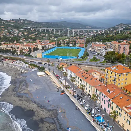 Mada E Leo * Imperia