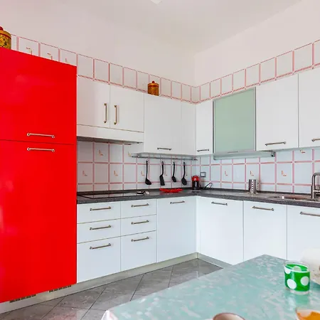 Mada E Leo Apartment