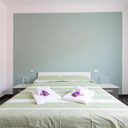 Mada E Leo * Imperia